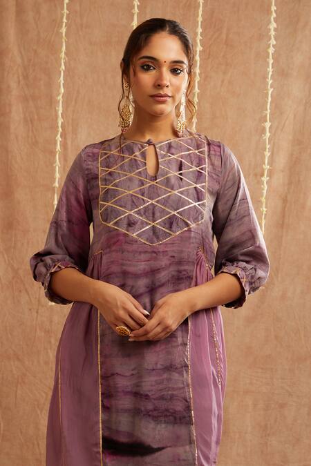 Buy_Label Muslin_Purple Organza, Satin, Silk Gota Patti, Zari Detailed Kurta Set With Potli