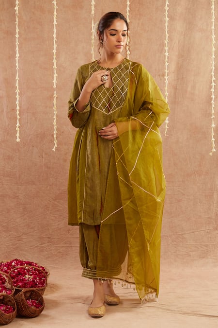 Label Muslin Green Satin Silk Embellished Gota Lace Keyhole Mehboob Kurta Harem Pant Set 