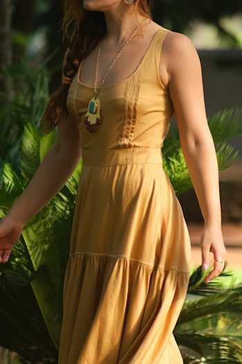 Buy_Rriso_Gold Cotton Satin Plain Scoop Neck Dress