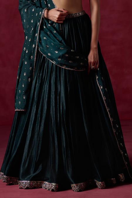 Lashkaraa_Green Satin, Crepe Sequins, Zari, Embroidery Square Neck Blouse Lehenga Set_Online_at_Aza_Fashions