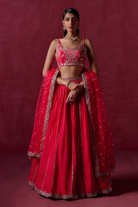 LASHKARAA Embroidered Lehenga Blouse Set 