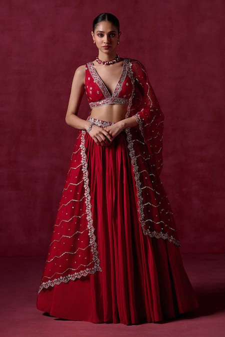 LASHKARAA Floral Embroidered Waist Lehenga Set 