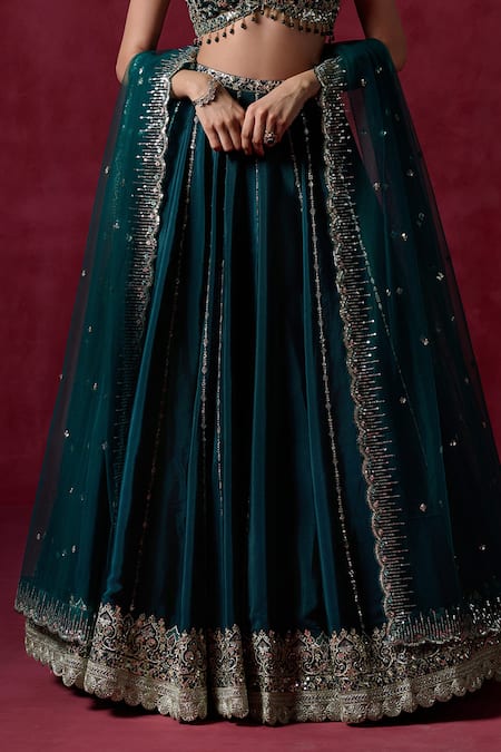Buy_Lashkaraa_Green Crepe, Silk, Net Zari, Sequins Plunge Neck Embroidered Blouse Lehenga Set _Online_at_Aza_Fashions