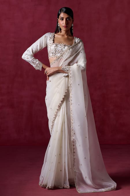 LASHKARAA Off White Organza Embroidered Zari Square Floral Pre-draped Saree With Blouse 