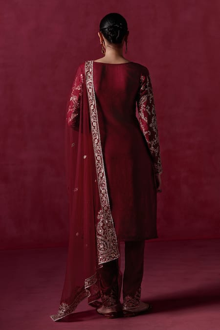 Lashkaraa_Maroon Silk Sequins, Zari, Embroidery Round Neck Floral Kurta Pant Set _Online_at_Aza_Fashions