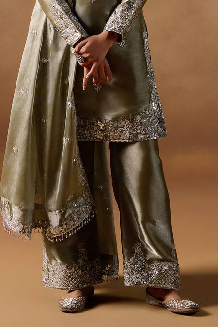 Buy Lashkaraa Green Organza Sequins, Zari, Embroidery Round Neck Floral Kurta Set Online at Aza Fashions Buy_Lashkaraa_Green Organza Sequins, Zari, Embroidery Round Neck Floral Kurta Set _Online_at_Aza_Fashions