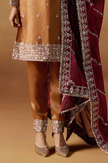 Lashkaraa Orange Organza Zari, Sequins, Embroidery Round Neck And Kurta Set Online at Aza Fashions Lashkaraa_Orange Organza Zari, Sequins, Embroidery Round Neck And Kurta Set_Online_at_Aza_Fashions