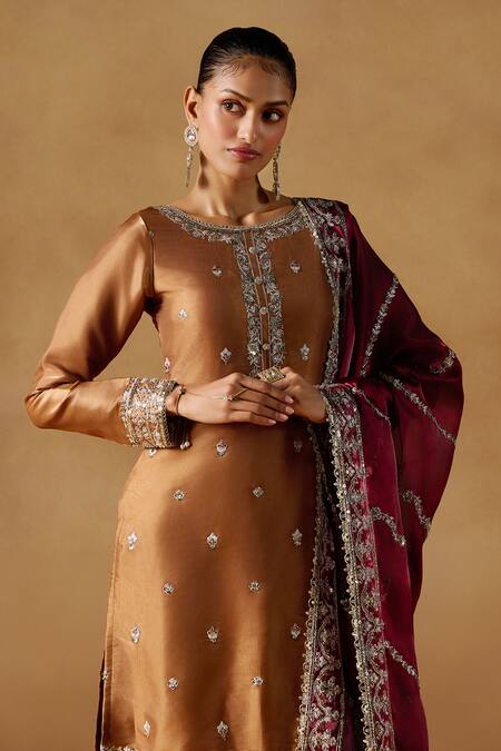 Buy Lashkaraa Orange Organza Zari, Sequins, Embroidery Round Neck And Kurta Set Online at Aza Fashions Buy_Lashkaraa_Orange Organza Zari, Sequins, Embroidery Round Neck And Kurta Set_Online_at_Aza_Fashions