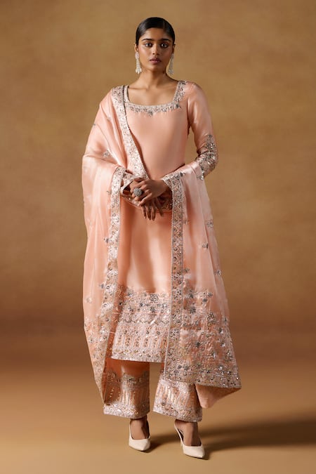 LASHKARAA Peach Organza Embroidered Zari Square Straight Kurta Palazzo Set 