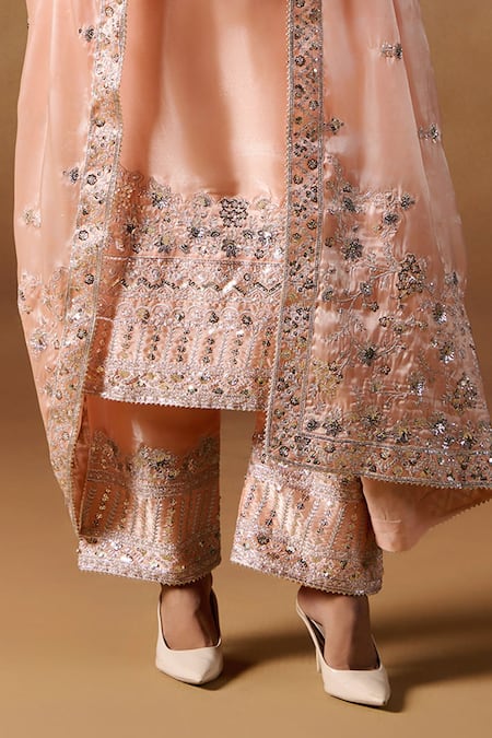 Lashkaraa Peach Organza Zari, Sequins, Embroidery Square Neck Kurta Set Online at Aza Fashions Lashkaraa_Peach Organza Zari, Sequins, Embroidery Square Neck Kurta Set_Online_at_Aza_Fashions