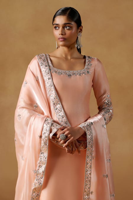 Buy Lashkaraa Peach Organza Zari, Sequins, Embroidery Square Neck Kurta Set Online at Aza Fashions Buy_Lashkaraa_Peach Organza Zari, Sequins, Embroidery Square Neck Kurta Set_Online_at_Aza_Fashions