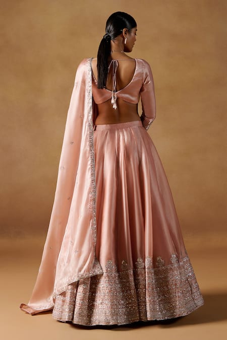 Shop Lashkaraa Peach Organza Sequins, Zari Geometric Embroidered Lehenga Set at Aza Fashions Shop_Lashkaraa_Peach Organza Sequins, Zari Geometric Embroidered Lehenga Set_at_Aza_Fashions