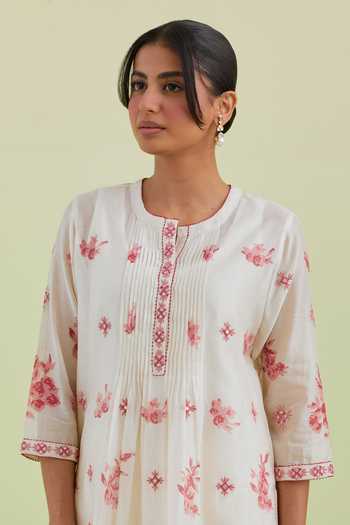 Buy_Kora_Off White Silk, Cotton, Chanderi Embroidery Flower Hand Block Print Kurta Set 
