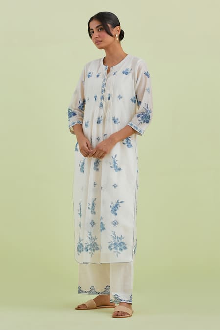 Buy_Kora_Off White Silk, Cotton, Chanderi Flower Hand Block Print Kurta Pant Set _Online_at_Aza_Fashions