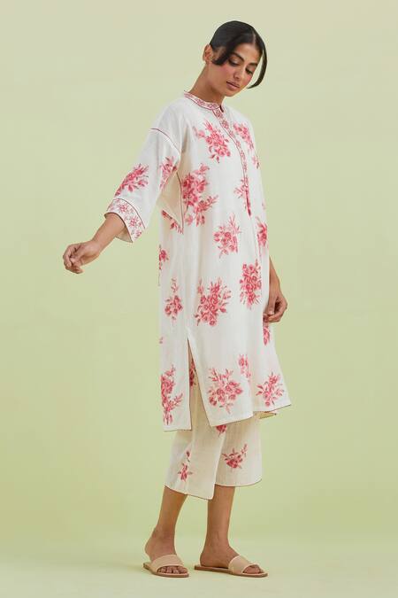 Buy_Kora_Off White Handloom , Embroidery, Floral Boota Print Kurta With Pant _Online_at_Aza_Fashions