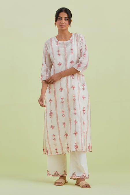 Buy_Kora_Off White Silk, Chanderi, Cotton Embroidery, Hand Block Print Kurta Pant Set _Online_at_Aza_Fashions