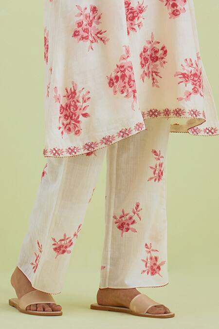 Buy_Kora_Off White Handloom Cotton, Cotton, Chanderi Floral Print Kurta Pant Set _Online_at_Aza_Fashions