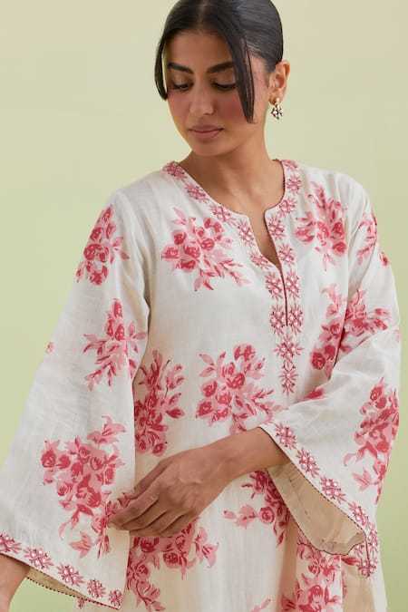 Shop_Kora_Off White Handloom Cotton, Cotton, Chanderi Floral Print Kurta Pant Set 