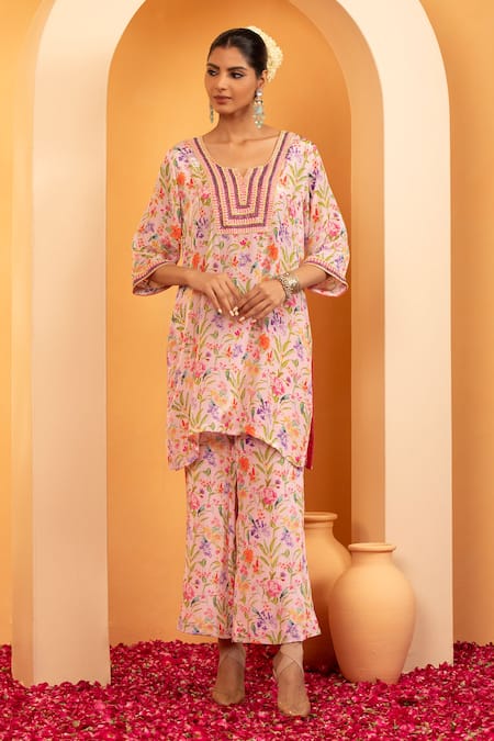 Swati Wadhwani Couture Pink Crepe Embroidery Round Neck Zariya Printed Kurta With Pant Online at Aza Fashions Swati Wadhwani Couture_Pink Crepe Embroidery Round Neck Zariya Printed Kurta With Pant _Online_at_Aza_Fashions