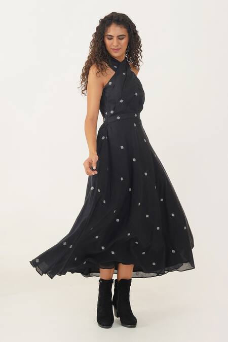 Indigo Dreams Black Cotton Embroidery Halter Neck Meadow Handwoven Jamdani Maxi Dress at Aza Fashions Indigo Dreams_Black Cotton Embroidery Halter Neck Meadow Handwoven Jamdani Maxi Dress _at_Aza_Fashions