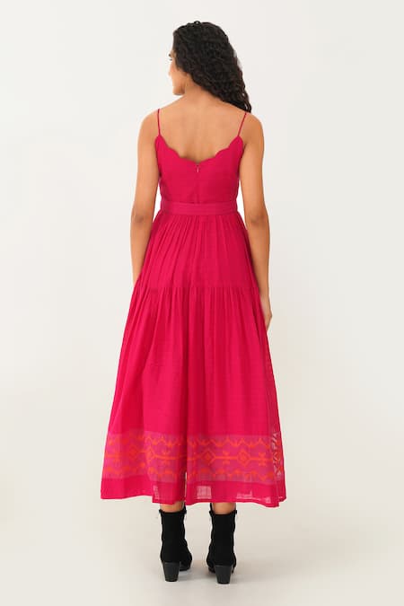 Shop Indigo Dreams Pink Cotton Scoop Neck, Handwoven Jamdani Dress With Belt at Aza Fashions Shop_Indigo Dreams_Pink Cotton Scoop Neck, Handwoven Jamdani Dress With Belt _at_Aza_Fashions