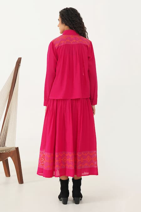 Shop Indigo Dreams Pink Cotton Embroidery Scoop Neck, Bandeau Handwoven Jamdani Dress And Jacket Set at Aza Fashions Shop_Indigo Dreams_Pink Cotton Embroidery Scoop Neck, Bandeau Handwoven Jamdani Dress And Jacket Set _at_Aza_Fashions