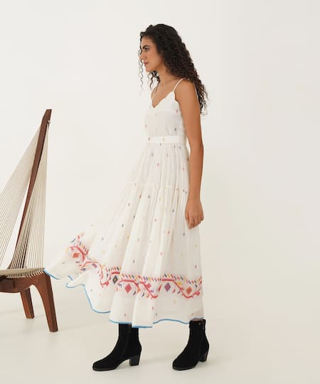 Shop_Indigo Dreams_Ivory Cotton Embroidery Scoop Neck Kora Handwoven Jamdani Dress With Belt _Online_at_Aza_Fashions