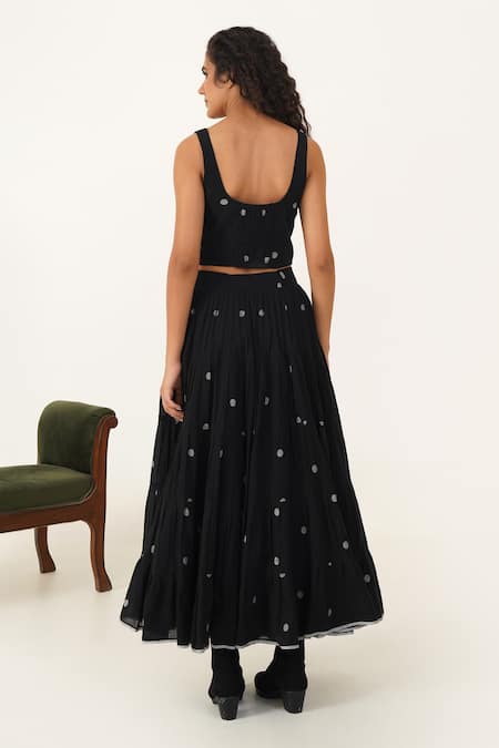 Shop Indigo Dreams Black Cotton Square Neck Luna Handwoven Jamdani Corset at Aza Fashions Shop_Indigo Dreams_Black Cotton Square Neck Luna Handwoven Jamdani Corset _at_Aza_Fashions