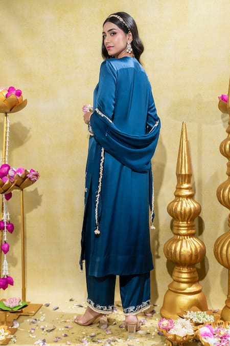 Sheela Suthar Lotus Zardosi Embroidered Straight Kurta & Pant Set 