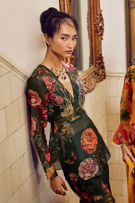Buy_Limerick By Abirr N' Nanki_Green Organza Embroidery, Beads V-neck Mindy Botanical Print Kurta With Sharara 