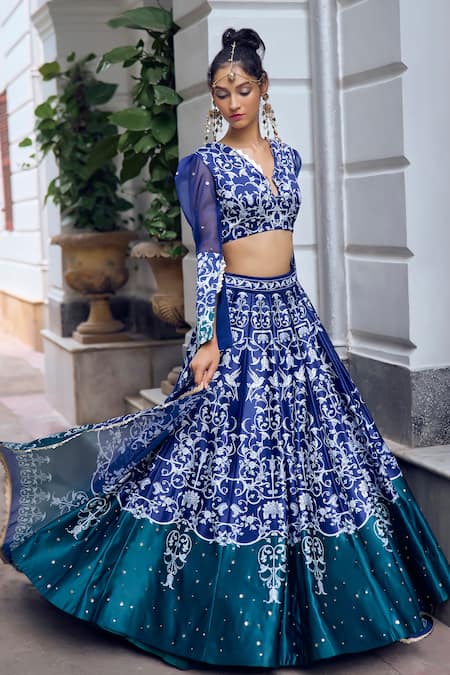 Limerick by Abirr N' Nanki Yana Floral Pattern Lehenga Set 