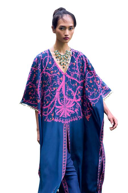 Buy Limerick By Abirr N' Nanki Blue Crepe Embroidery V-neck Agnes Kurta Pant Set Online at Aza Fashions Buy_Limerick By Abirr N' Nanki_Blue Crepe Embroidery V-neck Agnes Kurta Pant Set _Online_at_Aza_Fashions