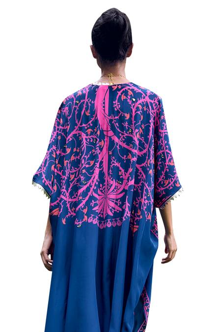 Limerick By Abirr N' Nanki Blue Crepe Embroidery V-neck Agnes Kurta Pant Set at Aza Fashions Limerick By Abirr N' Nanki_Blue Crepe Embroidery V-neck Agnes Kurta Pant Set _at_Aza_Fashions
