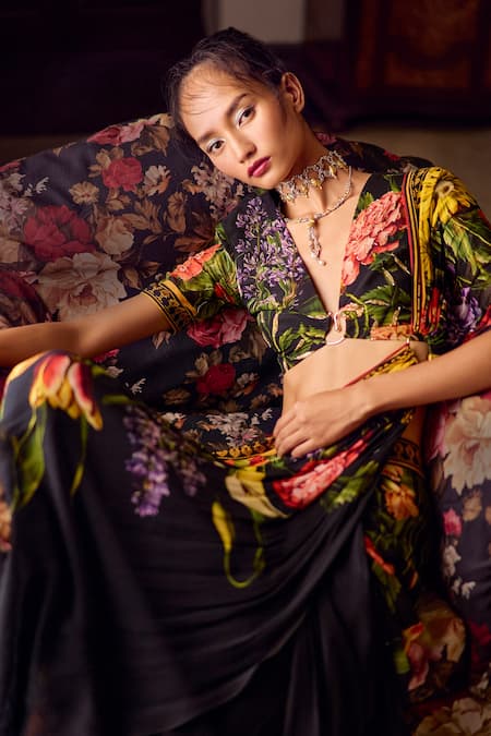 Limerick By Abirr N' Nanki Black Georgette Beads, Embroidery Charlotte Floral Print Pre-draped Saree Set Online at Aza Fashions Limerick By Abirr N' Nanki_Black Georgette Beads, Embroidery Charlotte Floral Print Pre-draped Saree Set _Online_at_Aza_Fashions