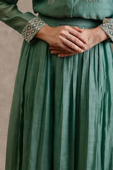 Chokhi Chorri_Green Malai Chanderi Silk Embroidered Thread Mura Flared Skirt _Online_at_Aza_Fashions