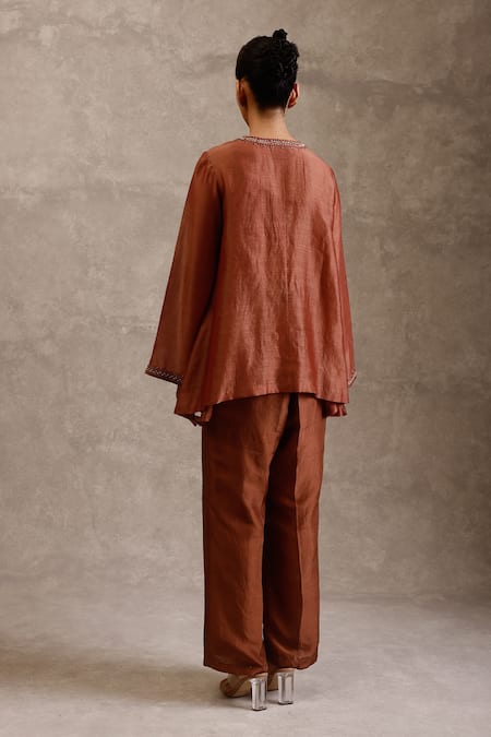 Chokhi Chorri Gemi Embroidered Kurta Pant Set 