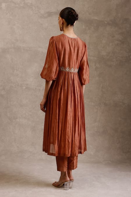 Chokhi Chorri Indah Embroidered Kurta With Pant 