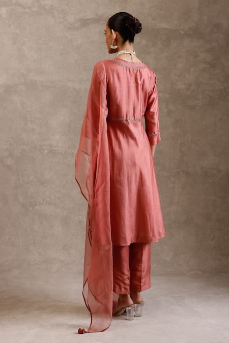 Shop Chokhi Chorri Pink Silk Pearls, Beads, Embroidery V-neck Uttara A-line Kurta Pant Set at Aza Fashions Shop_Chokhi Chorri_Pink Silk Pearls, Beads, Embroidery V-neck Uttara A-line Kurta Pant Set _at_Aza_Fashions