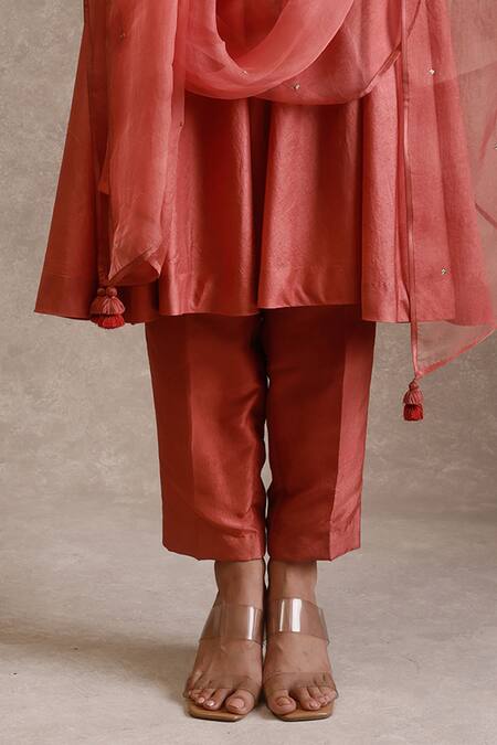 Buy Chokhi Chorri Pink Silk Pearls, Beads, Embroidery V-neck Uttara A-line Kurta Pant Set Online at Aza Fashions Buy_Chokhi Chorri_Pink Silk Pearls, Beads, Embroidery V-neck Uttara A-line Kurta Pant Set _Online_at_Aza_Fashions