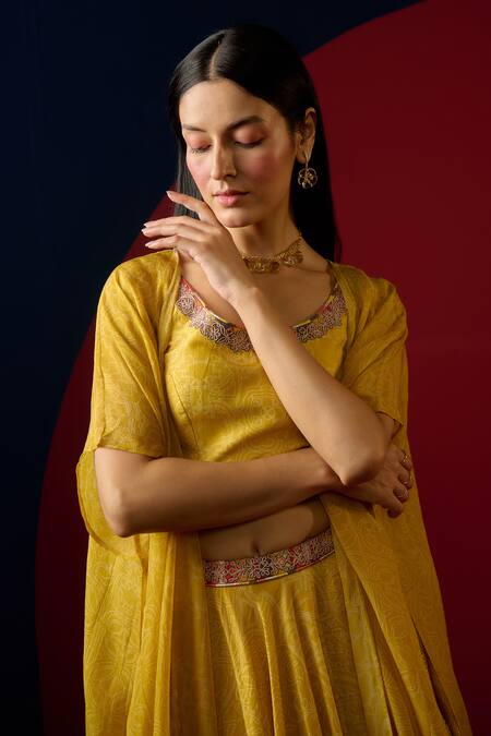 Shop Saundh Yellow Lehenga And Blouse Pure Silk & Cotton Printed Floral Round Nilofer Set Online at Aza Fashions Shop_Saundh_Yellow Lehenga And Blouse Pure Silk & Cotton Printed Floral Round Nilofer Set _Online_at_Aza_Fashions