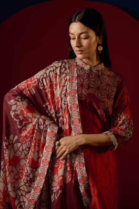 Saundh_Red Kurta Pure Silk And Cotton Printed Floral Mandarin Rei Panelled Pant Set_Online_at_Aza_Fashions