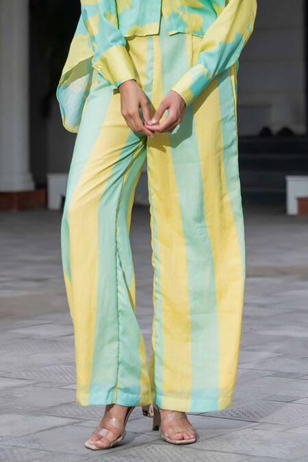 Buy Saangi Yellow Crepe Collared Abstract Print Shirt With Pant Online at Aza Fashions Buy_Saangi_Yellow Crepe Collared Abstract Print Shirt With Pant_Online_at_Aza_Fashions