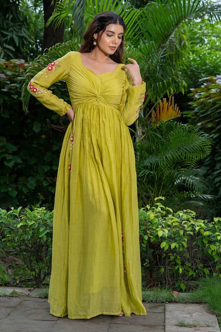 Buy_Saangi_Green Chanderi Embroidery Sweetheart Neck Floral Anarkali _Online_at_Aza_Fashions