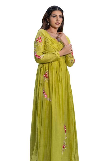 Shop_Saangi_Green Chanderi Embroidery Sweetheart Neck Floral Anarkali _Online_at_Aza_Fashions