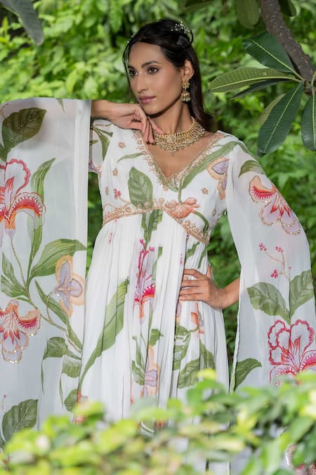 Saangi Green Georgette Embroidery V-neck Floral Printed Flared Gown at Aza Fashions Saangi_Green Georgette Embroidery V-neck Floral Printed Flared Gown _at_Aza_Fashions