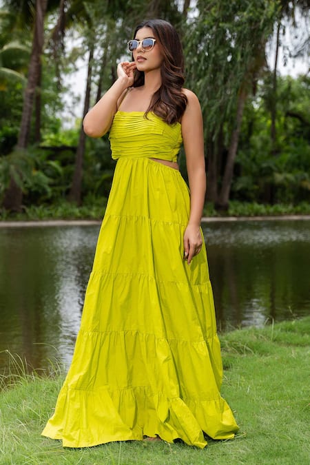 Buy_Saangi_Green Cotton Square Neck Pure Solid Tiered Dress 