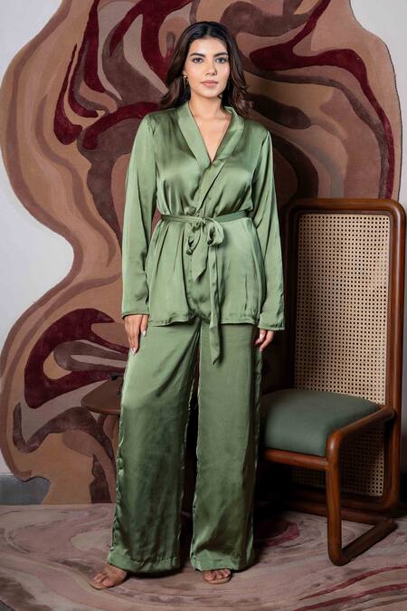 Saangi Green Satin Solid Tie Up Blazer With Flared Pant Online at Aza Fashions Saangi_Green Satin Solid Tie Up Blazer With Flared Pant_Online_at_Aza_Fashions