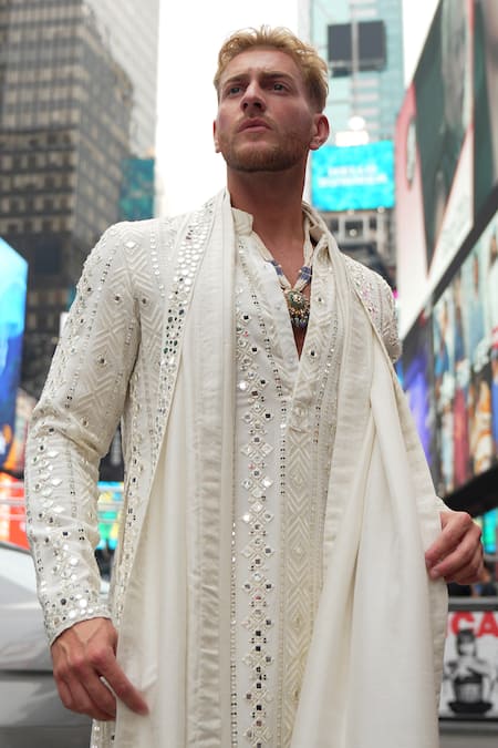 Buy_Archana Kochhar_Ivory Georgette, Silk, Cotton Embroidery, Mirrors Kurta Set 