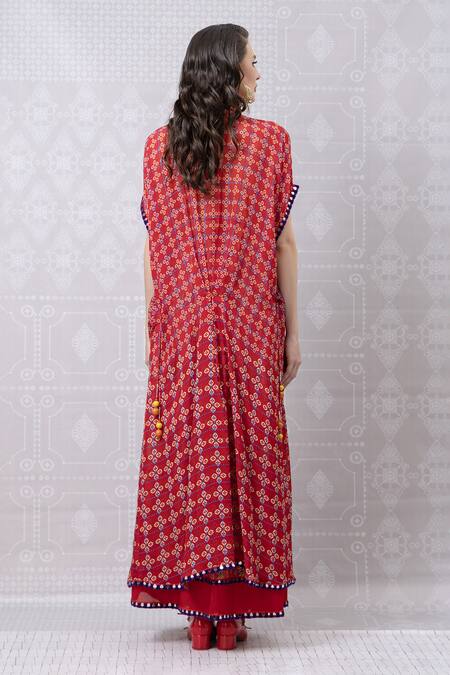 Niki Mahajan Handblock Print Cape With Skirt 