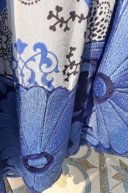 Niki Mahajan_Black Crepe Hand Block Vintage V-neck Top With Print Pant _at_Aza_Fashions